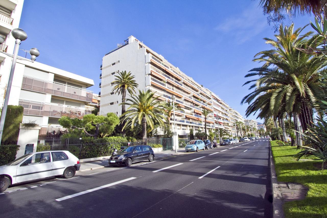 Promenade Holiday - Cosy Sea Front Studio Nice Exterior photo